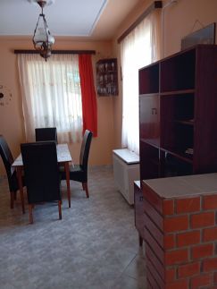 György Rozália Galbácskerti Apartman98