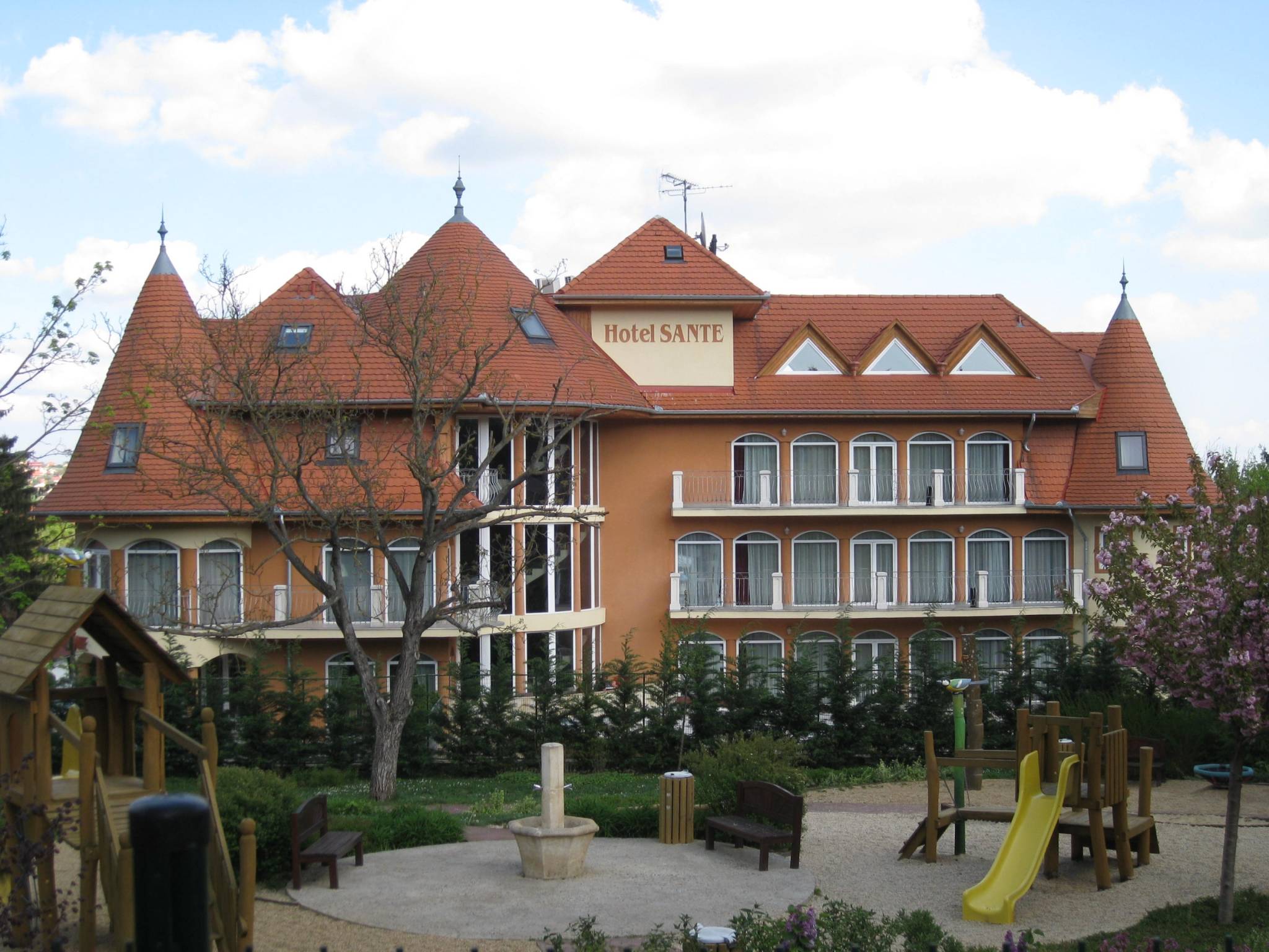 Hotel Sante Hévíz – Hévíz
