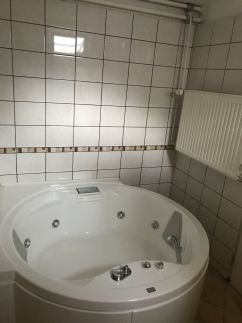 Famvarga Apartmanok33