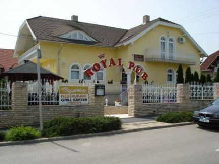 Royal Villa3