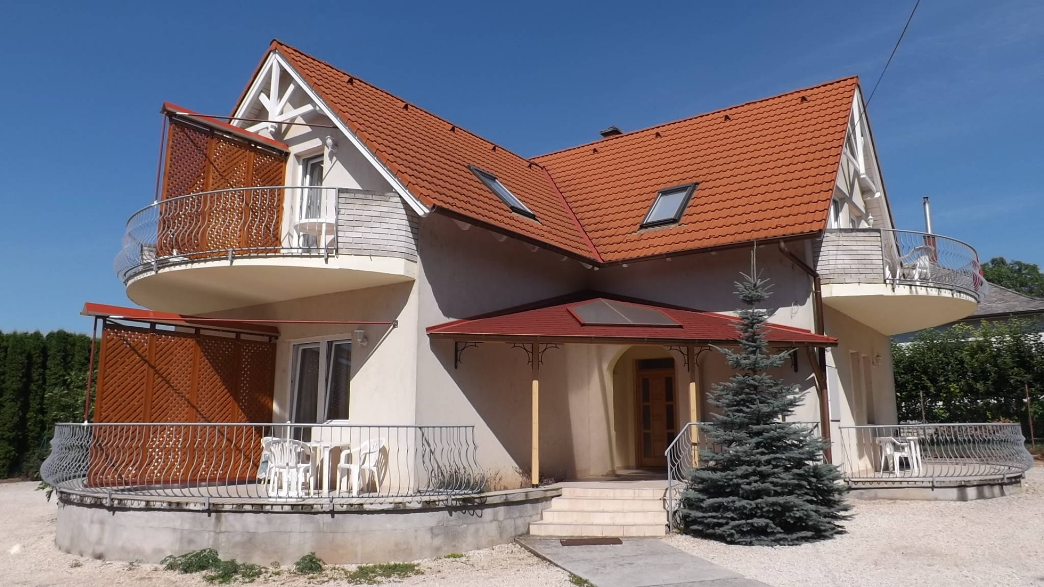 Klassz Apartmanház – Balatonfüred