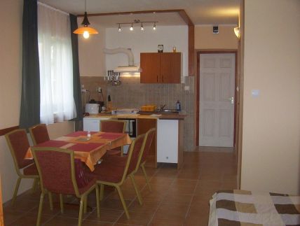 Horváth Apartmanház14