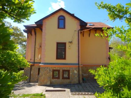 Tóth Villa3