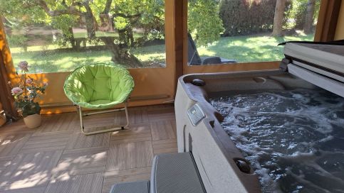 Diófa Apartmanok44