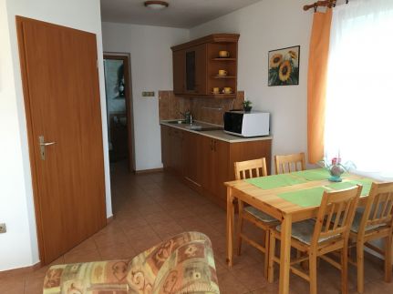 Csilla Apartmanház4