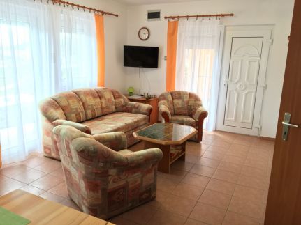 Csilla Apartmanház5