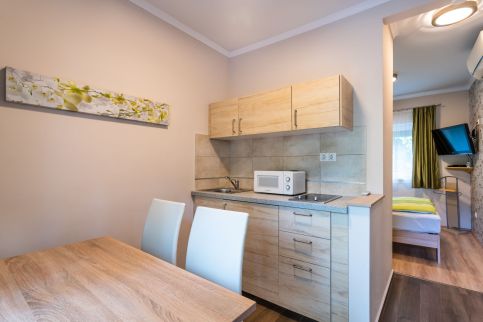 Lelle Corso Apartman10