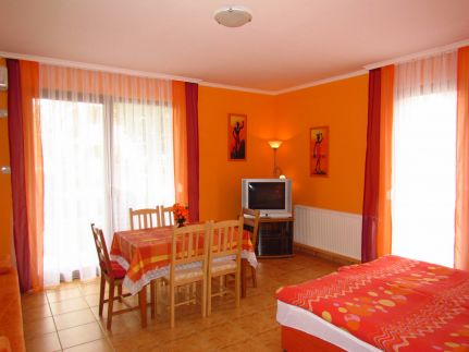 Balaton Wellness Apartman 23