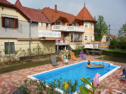 Joker Villa Apartmanház6