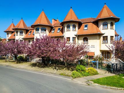 Hajdú Kastély Hotel