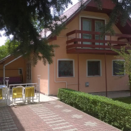 Gyöngyház Apartman