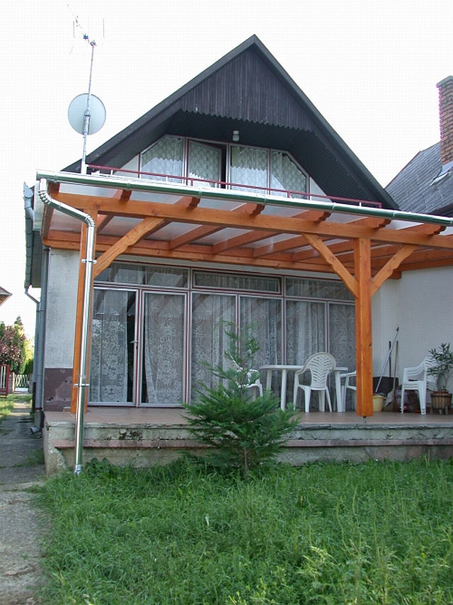 Béke Utcai Ikerházfél – Balatonberény