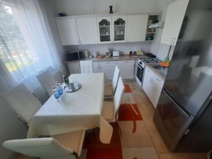 Leander Apartman26