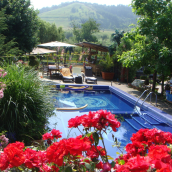 Holiday Vendégház és Szabadidőkert