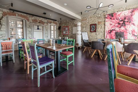 Oroszlános Borvendéglő és Borhotel4