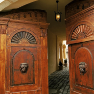 Oroszlános Borvendéglő és Borhotel
