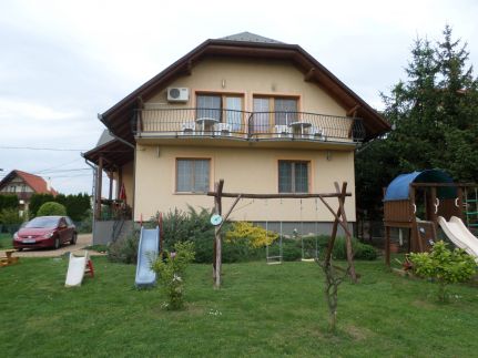 Eszter Apartman1