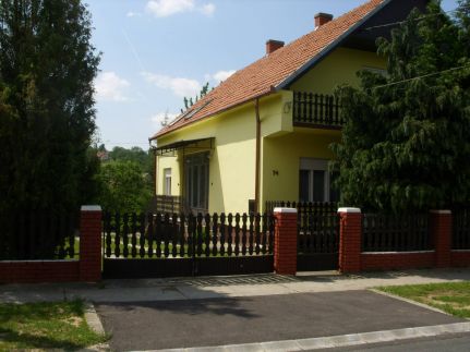 Farsang Apartmanház