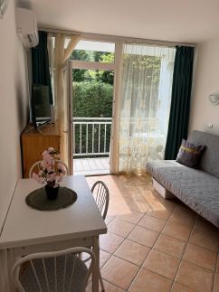 Jázmin Apartmanház