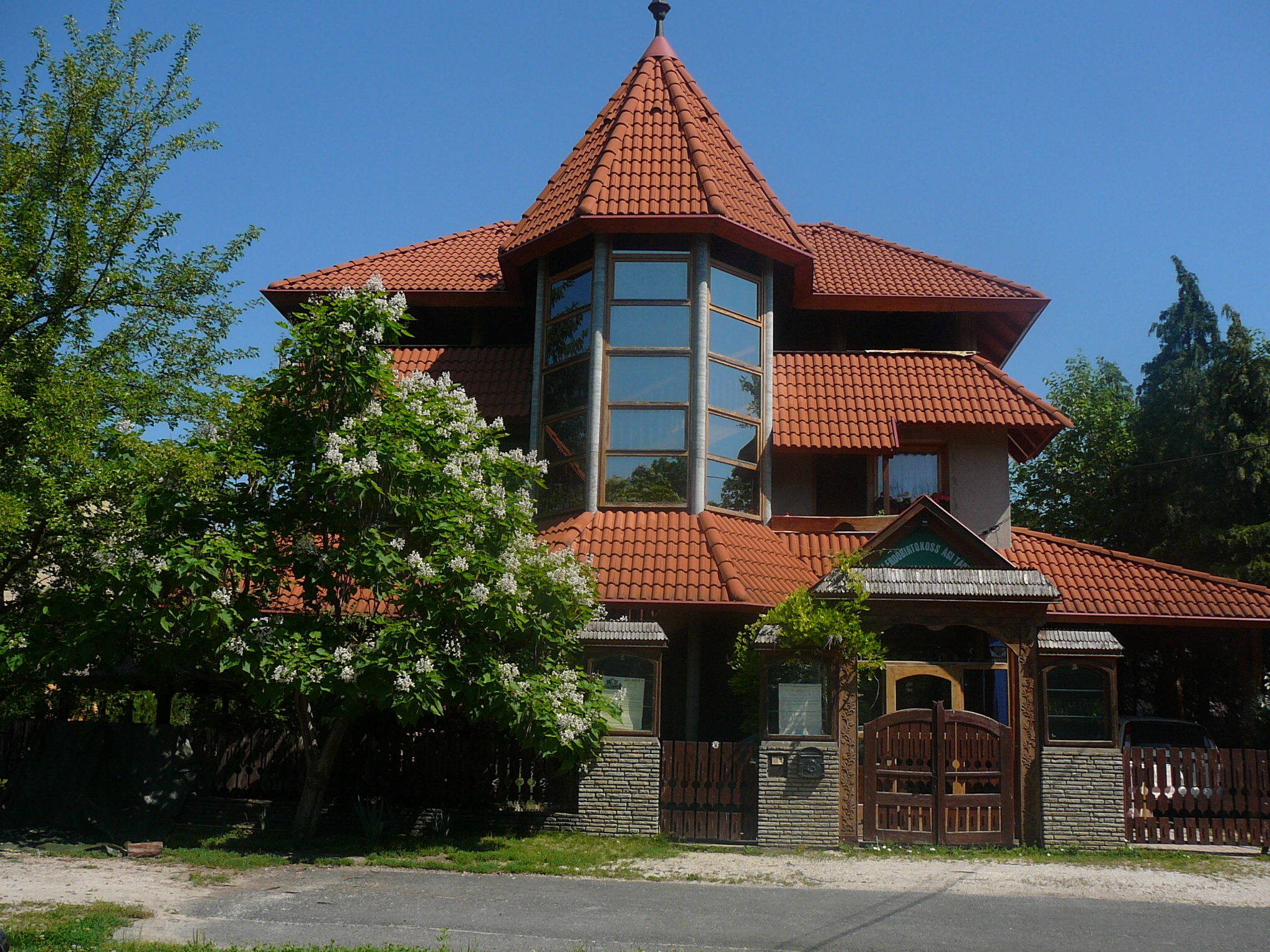 Porkoláb Apartmanház – Gyenesdiás