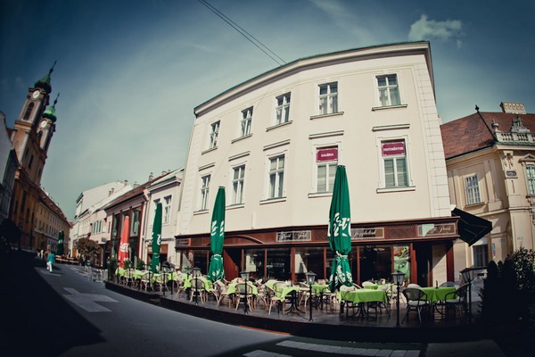 Caffé Perté Kávézó és Étterem – Székesfehérvár fotó 18