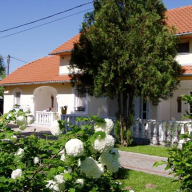 Apartmanház Mediterrán