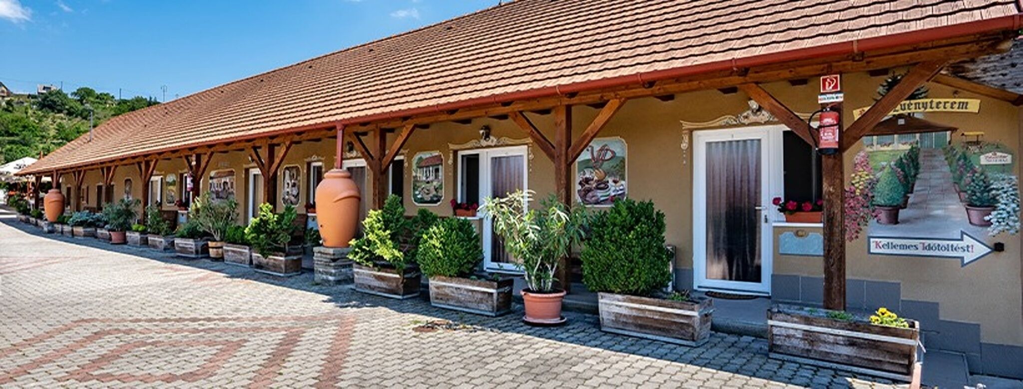 Vadvirág Panzió – Tatabánya