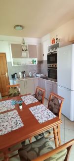 Szarkaláb Apartman28