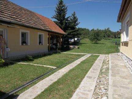 Cserépdarabok Üdülőház31