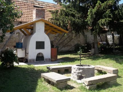 Cserépdarabok Üdülőház33