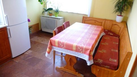 Szurok Apartman7