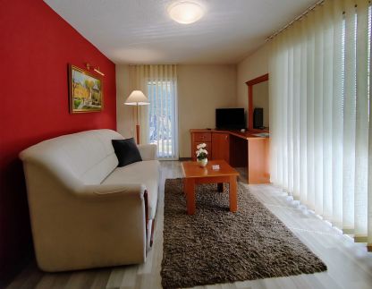 Timpa Apartmanház32