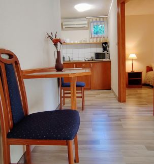 Timpa Apartmanház35