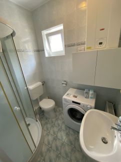 Napsugár Apartman8