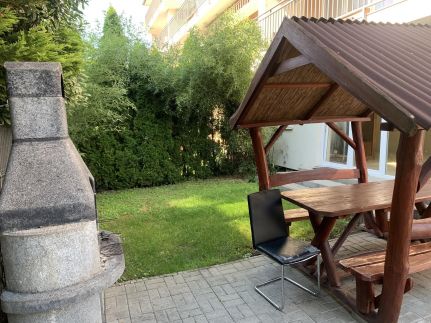 Bambusz Wellness Apartman43