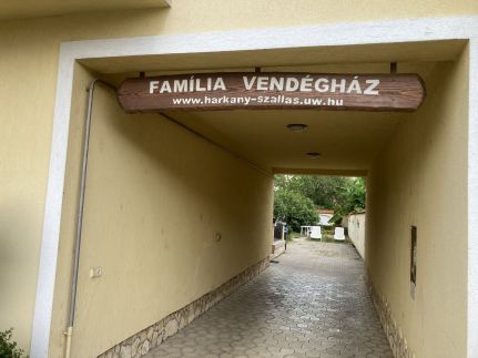 Família Vendégház8