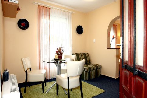 Mini Apartman2