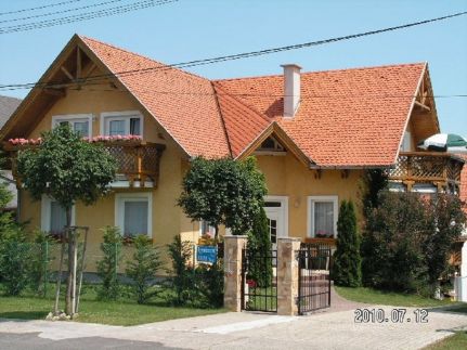 Apartman Zoltán1