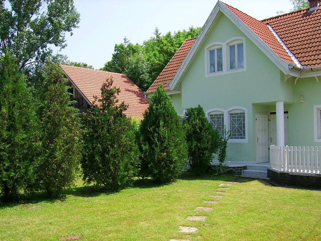 Szemes Vendégház – Balatonszemes