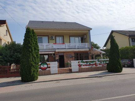 Clock Café Pizzéria és Panzió – Hajdúszoboszló