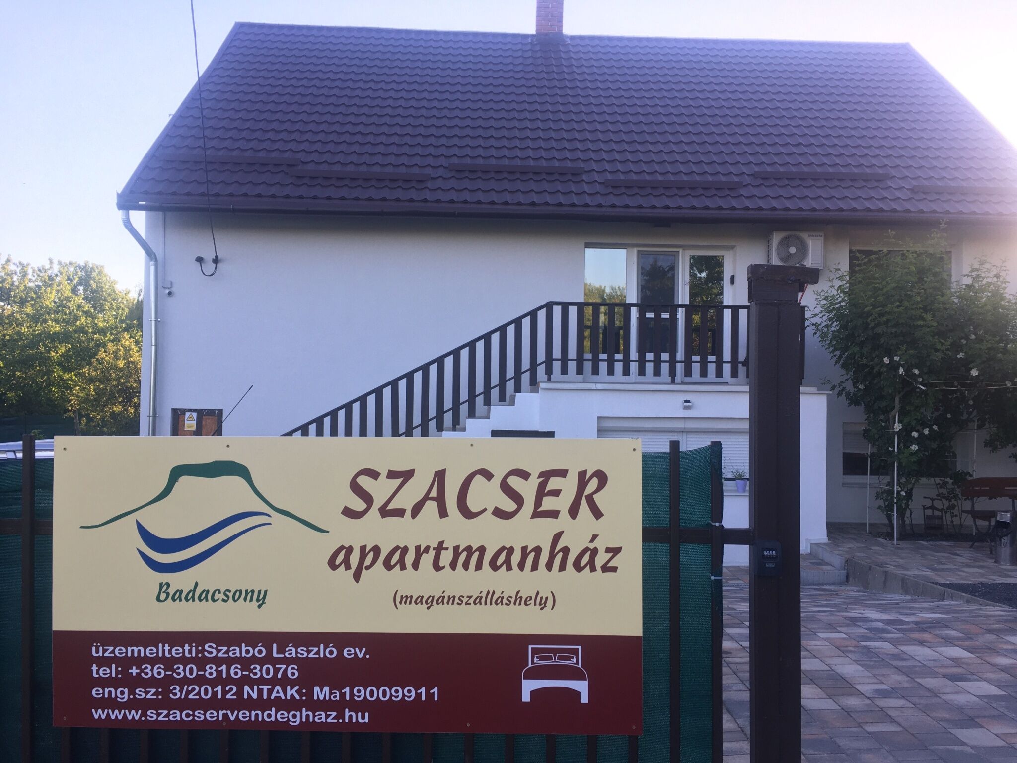 Szacser Apartman – Badacsony