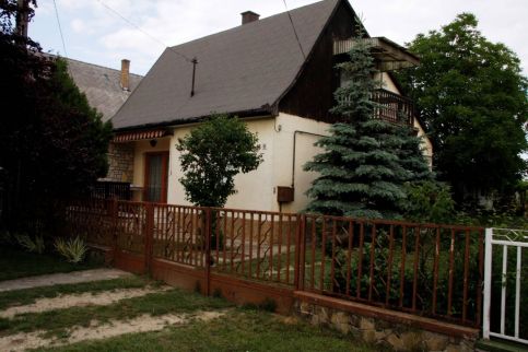 Rózsa Apartman2