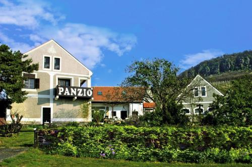Óbester Panzió – Badacsony