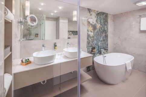Lotus Therme Hotel & Spa10