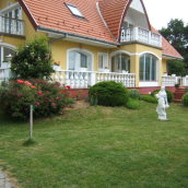 Ili Apartmanház
