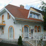 Elizabeth Apartmanház