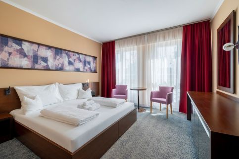 Aurora Hotel86