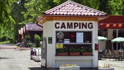 Mediano Thermal Camping és Bungaló Park7