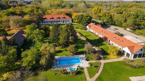 Sarlóspuszta Club Hotel – Tatárszentgyörgy fotó 104