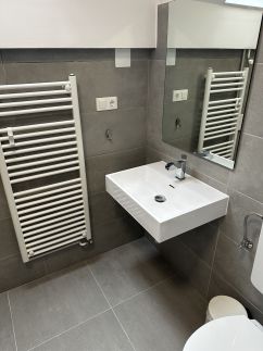 Hullám Apartmanház25